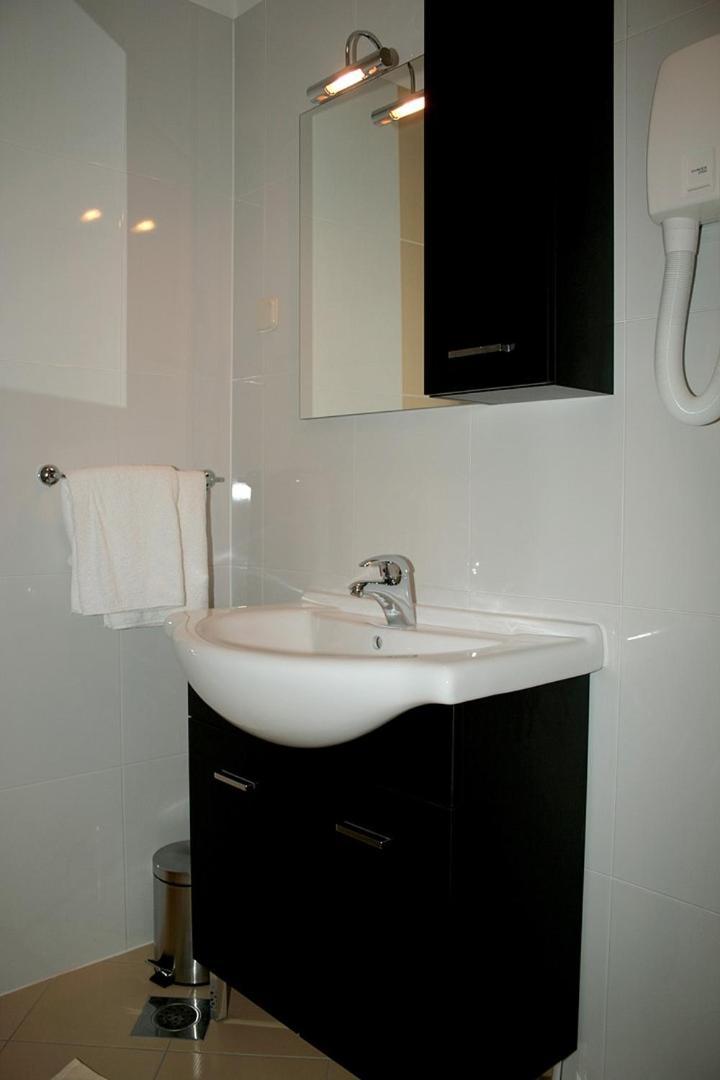 Fineda Grande Apartments Porec Exterior photo
